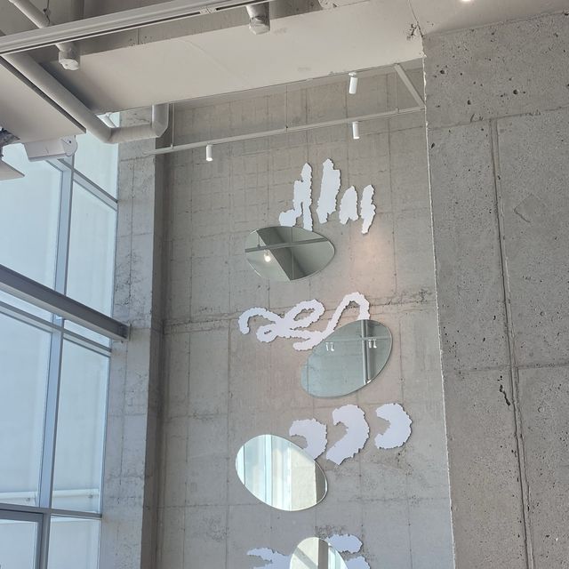 오션뷰에 회전목마까지 있는 카페 “오브레멘”