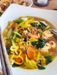ร้านอาหารปิ่นโต เกาะลันตา จังหวัดกระบี่