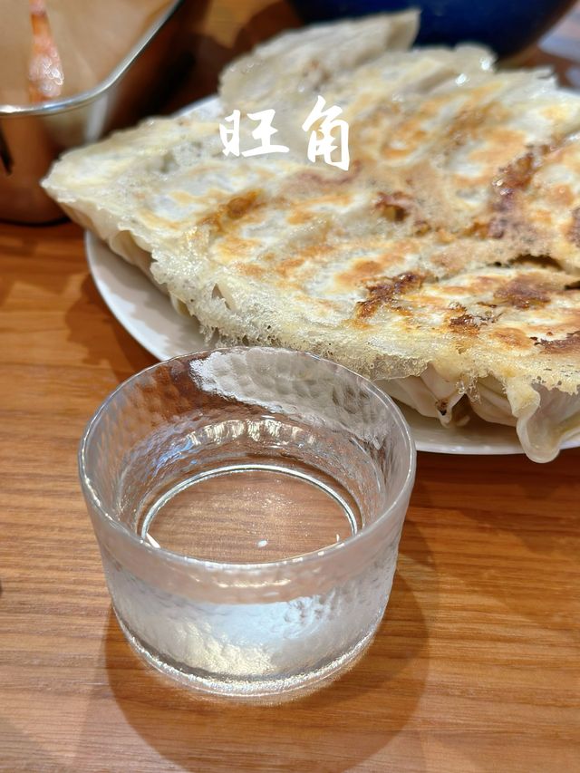 清酒配煎餃 @ttdumplings  清酒配煎餃 @ttdumplings
