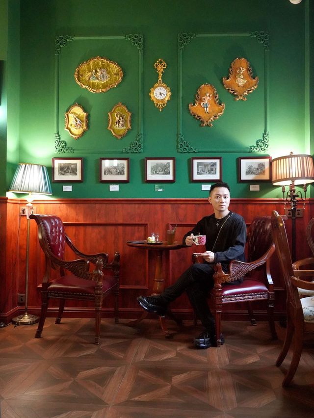 超有老上海復古法國味道的老店「伊樓咖啡館」