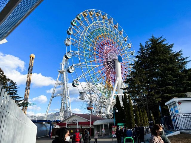 ฟูจิคิวไฮแลนด์(Fuji-Q Highland) 富士急ハイランド