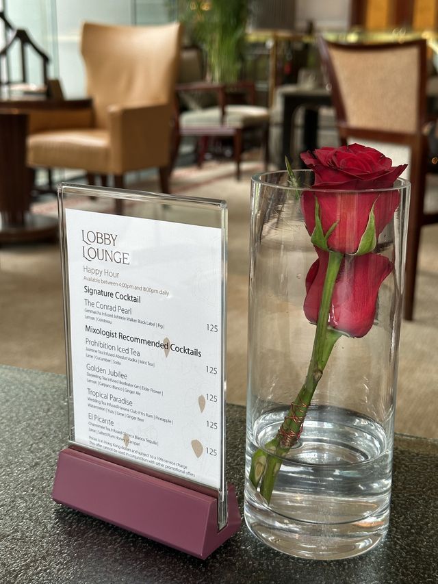 在Conrad Hotel香港港麗酒店為男朋友慶祝生日🎂