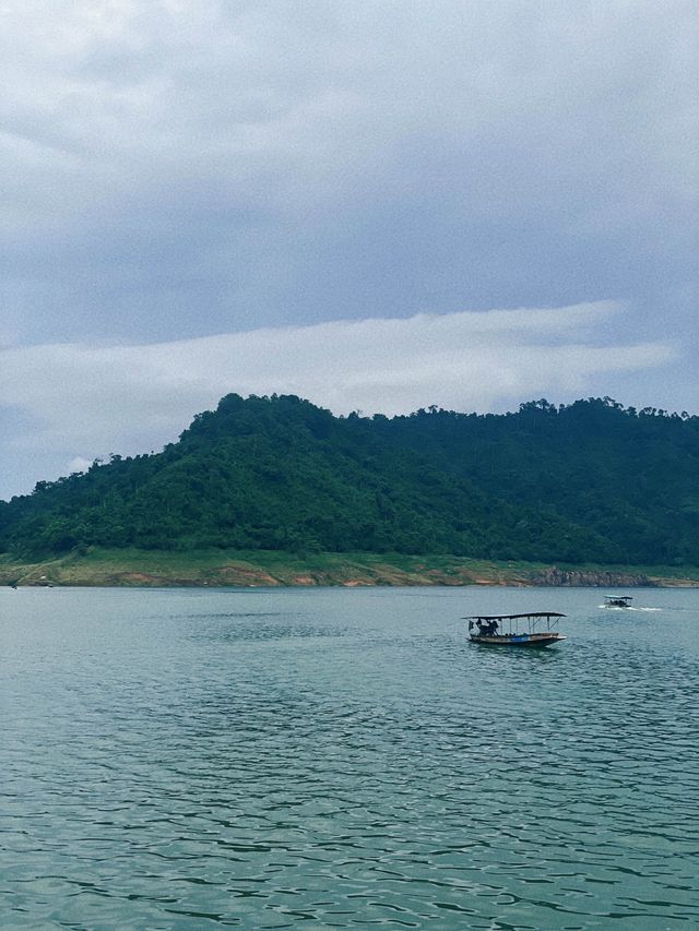 หน้าฝนนี้ ไปเขาช่องลมกันเถอะ 🍃