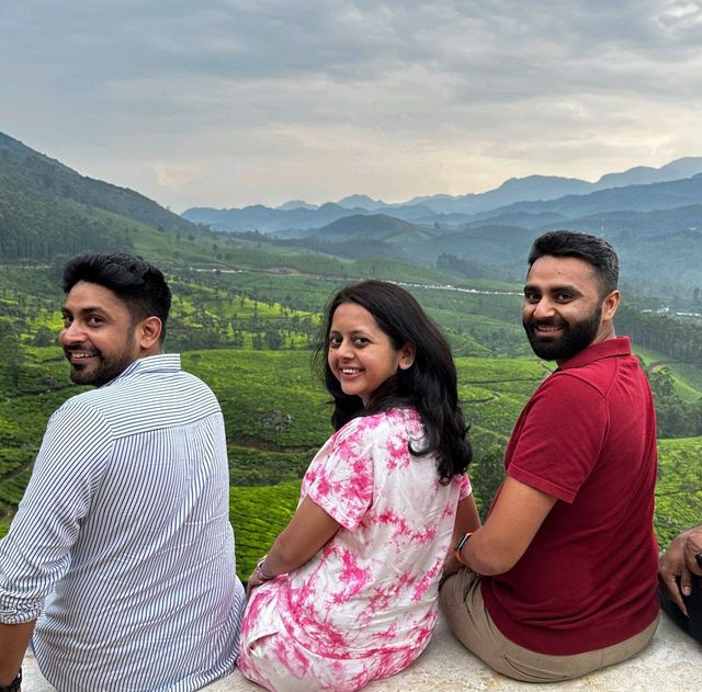 A must visit road in Munnar 🌿