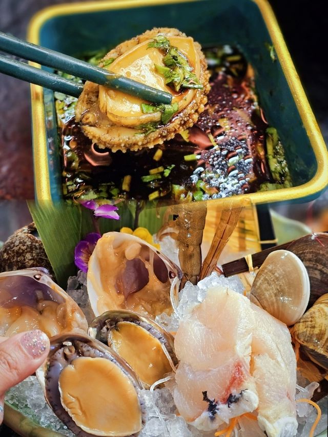 🦞靚湯雞煲和牛海鮮火鍋！
