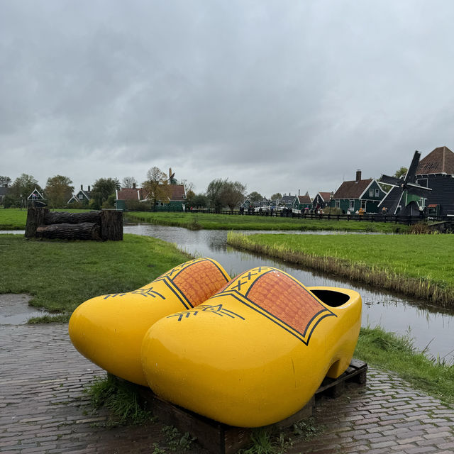 Zaanse Schans: A Journey Beyond Windmill! 