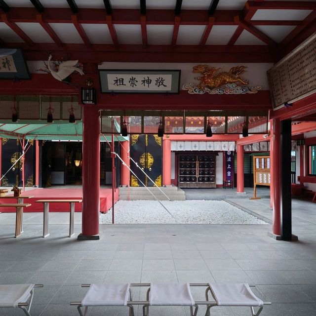 海が見渡せる断崖に佇む神社!沖縄旅行【波上宮】 海が見渡せる断崖に佇む神社!沖縄旅行【波上宮】