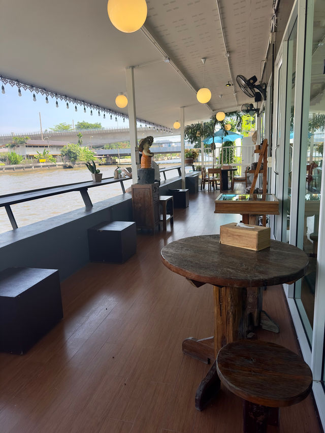 📍Sappaya 2465 Cafe ริมคลองบางกอกน้อย
