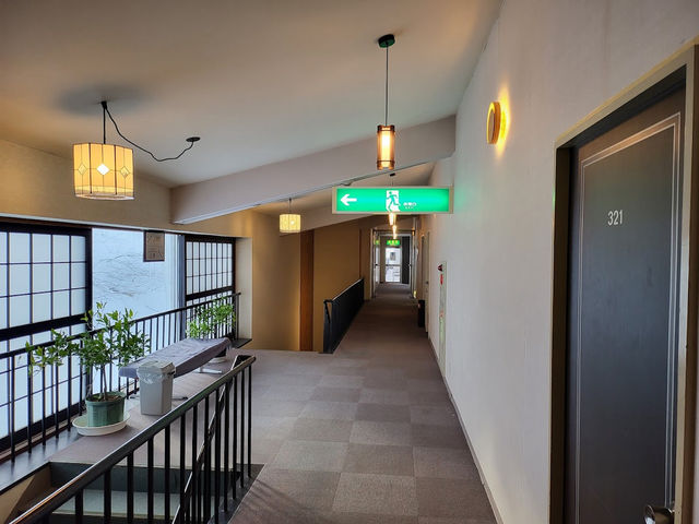 แช่ออนเซ็นกลางหิมะที่ Oohira Hotel, Yamakata