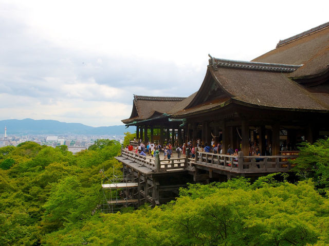 The iconic Kiyomizu-dera in Kyoto