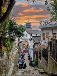 小河歷史文化街區：迷人的歷史探索與文化體驗🏘️🎨
