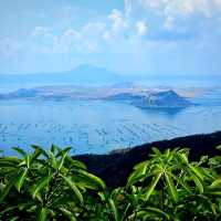 Taal volcano island 