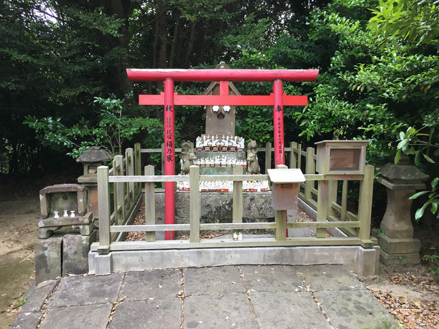 探索靈地：松江城山稻荷神社的神秘與美麗