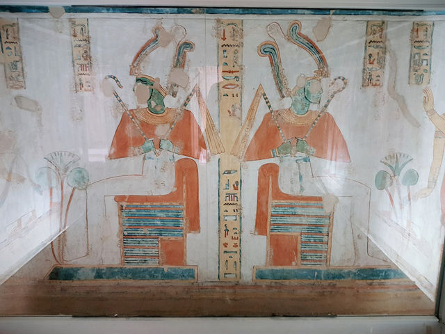 Valley of the Queens - a bonus in Luxor