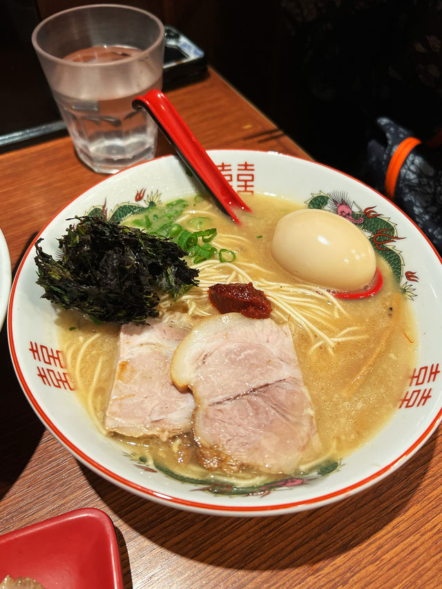 日本人開設正宗拉麵店🍜