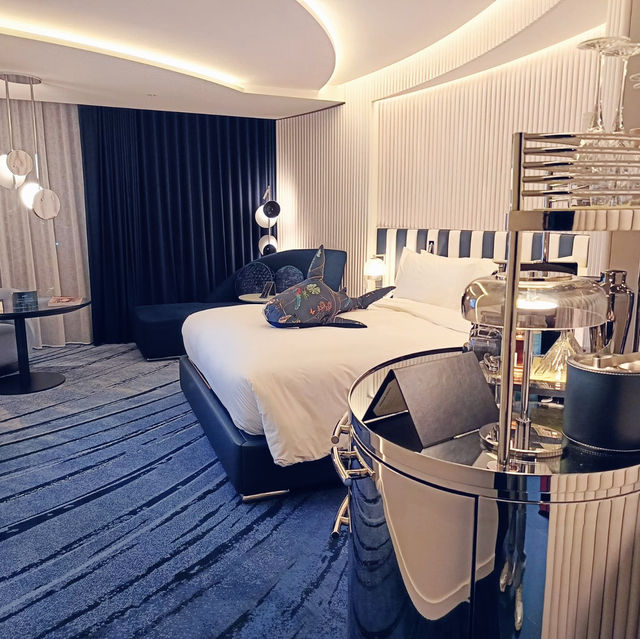 W Sydney Hotel: A Luxurious Oasis in the Heart of the City
