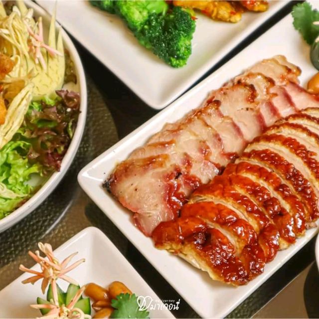 บุฟเฟ่ต์ติ่มซำสุดคุ้ม ที่ห้องอาหารฮ่องเต้