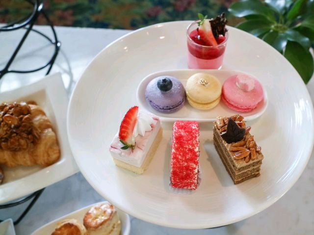 Afternoon Tea @ Montien Riverside Hotel Bangkok