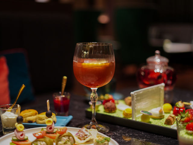  #รีวิวafternoontea ที่ Rendezvous Lounge & bar
