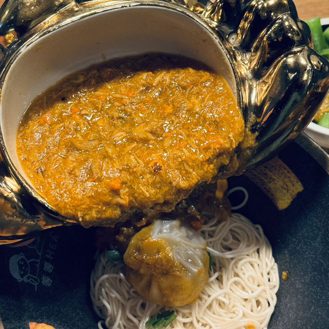 食神瀑布陽澄湖蟹黃撈麵～等等HEA (九龍城)