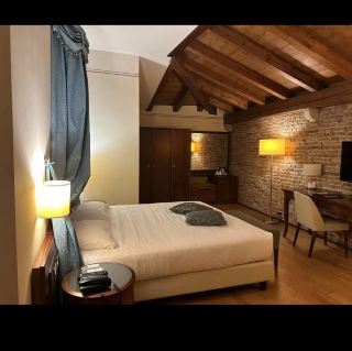 Yaratori hotel Italy 