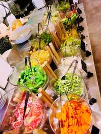 【神奈川県/辻堂　「美と健康」を意識した旬のお野菜とハーブ🌿食べ放題ランチ】