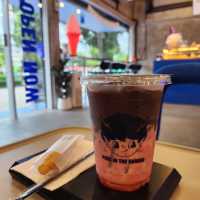 คาเฟ่ตามแนว สีน้ำเงิน สวยงาม