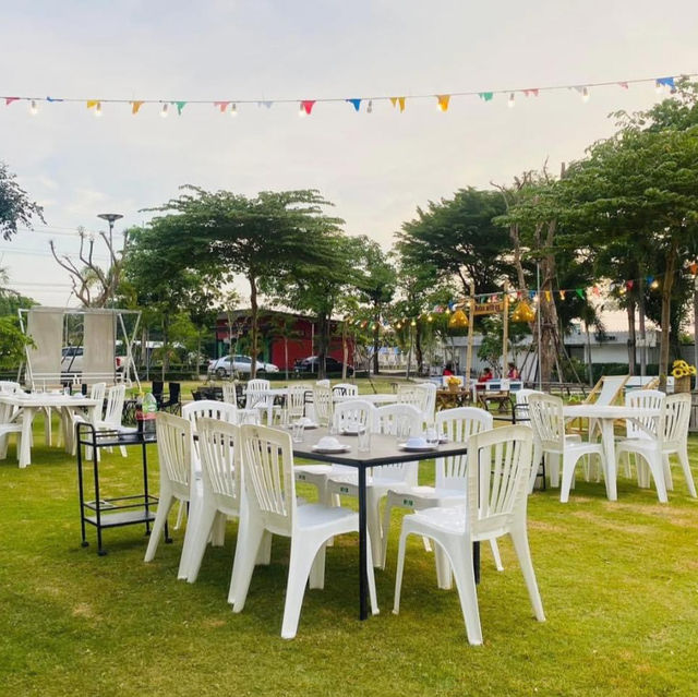 30 ไดร์ฟวิ่งเรนจ์ คาเฟ่&รีสอร์ท