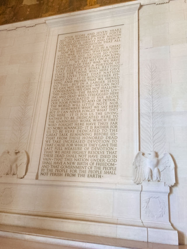 รีวิว อนุสรณ์สถานลินคอล์น (Lincoln Memorial)
