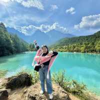 The Bluest lake I’ve ever seen. This is not Switzerland, this China.