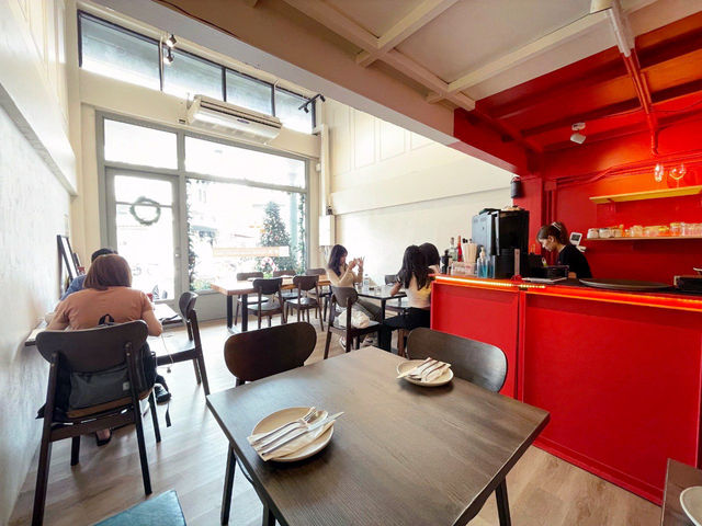 Cafe hopping to Marni Italian for fresh pasta!