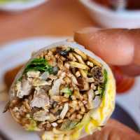 ร้านแดงแหนมเนือง 🌮