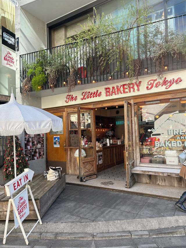 คาเฟ่ The Little bakery Tokyo✨