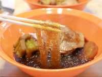 ก๋วยเตี๋ยวไก่ตุ๋นมะระ บุฟเฟ่ต์ 79 บาท