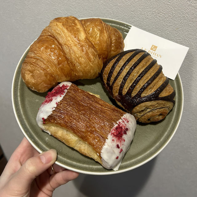 【大阪/梅田】クロワッサン&デニッシュ専門店🥐