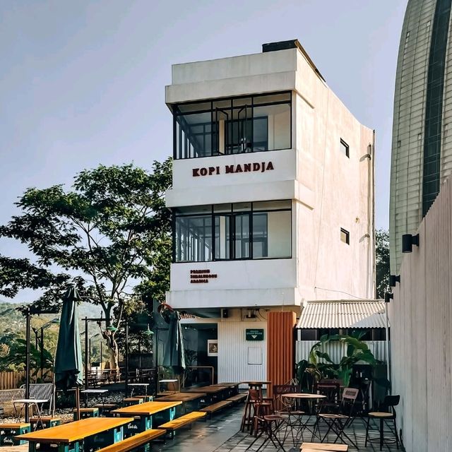 MANDJA COFFEE