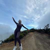 The most dangerous hiking in my life 