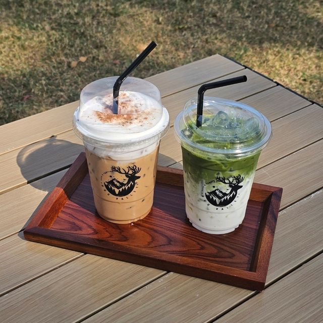Hug Valley Cafe : เพชรบุรี