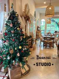 ร้านอาหารกึ่ง คาเฟ่ที่สวยมาก