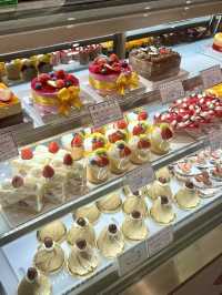 Seasonal fruit tarts at Quil Fait Bon Omotesando🍓