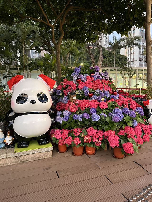 南區節慶熊貓燈飾@香港仔海濱公園