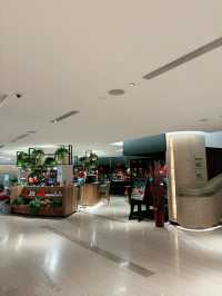Legends Bar