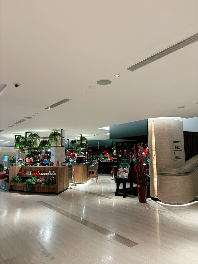 Legends Bar