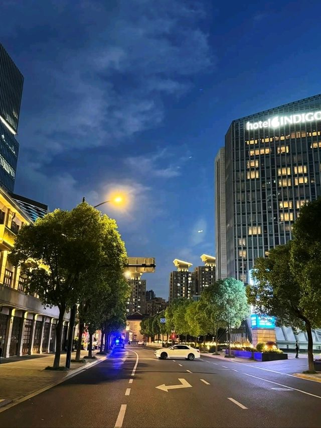 明星做主題～上海靜安英迪格酒店