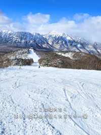 【長野／戸隠】日本百名山、高妻山を見ながら滑る「戸隠スキー場」⁡