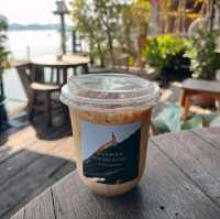 Baan Thong Krub บ้านทองกลับ 