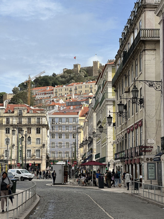 Step Back in Time: Exploring Lisbon’s Enchanting Old Town