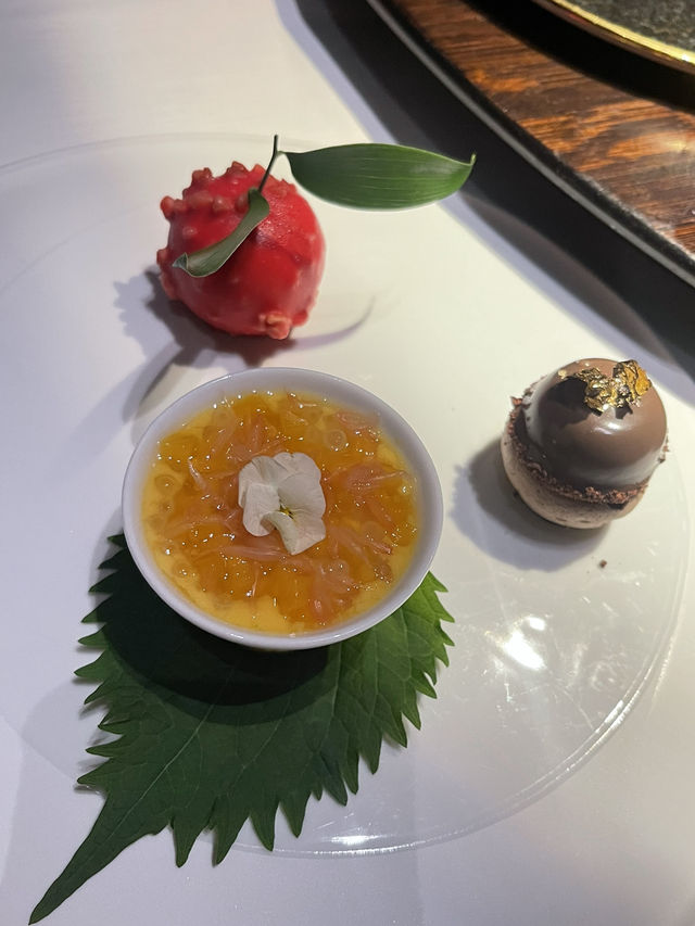 พาไปกินอาหารจีนที่ Four seasons