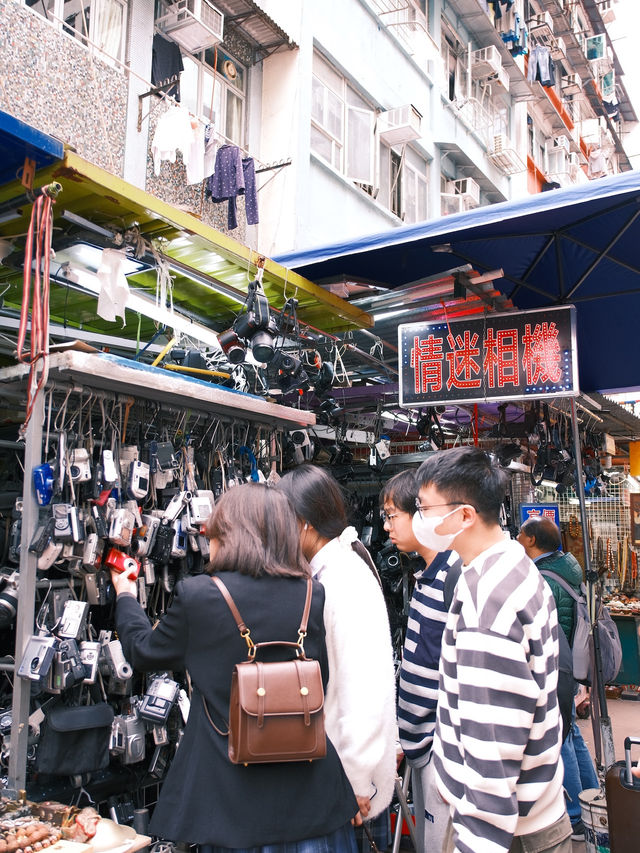【深水埗相機迷天堂】情迷相機舖頭 二手相機多到揀 店員熱心解答 等耐啲都值得！ 