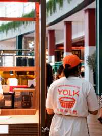 Yolk Egg Tart สาขาใหม่ที่ CentralWorld